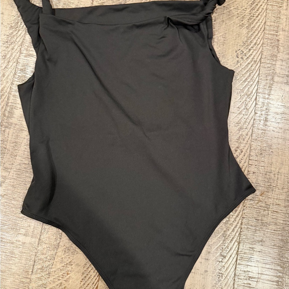 Black Women's Bodysuit off the shoulder Tank Top Style - Sleek Everyday Layering